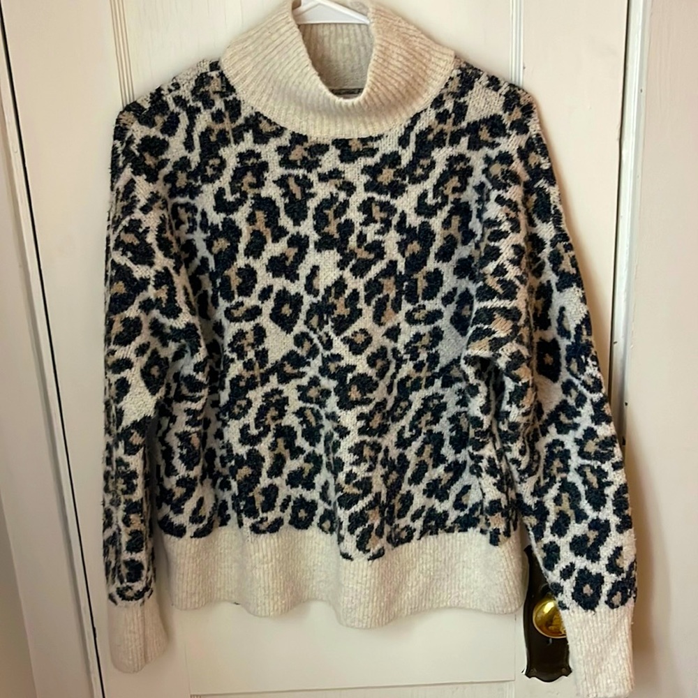 Loft Leopard Sweater Mock Neck L
